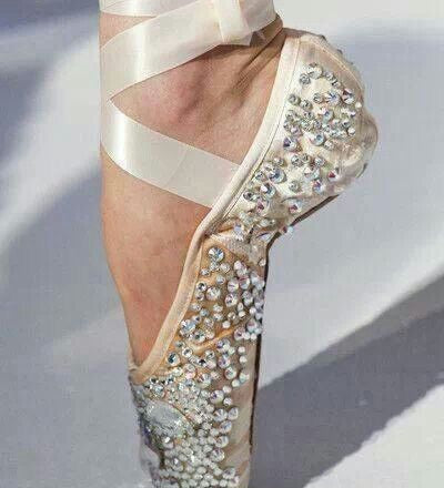 Pointe Shoes (perfect for decorating)  Dancewear Australia