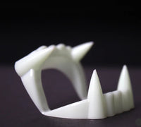 Vampire Teeth - Glow in the Dark
