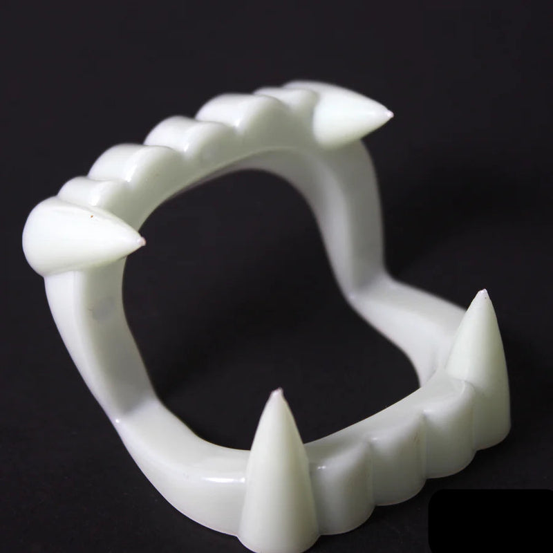 Vampire Teeth - Glow in the Dark