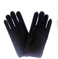 Black short gloves