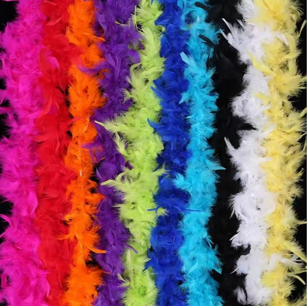 Feather_Boas_in_Bulk.png