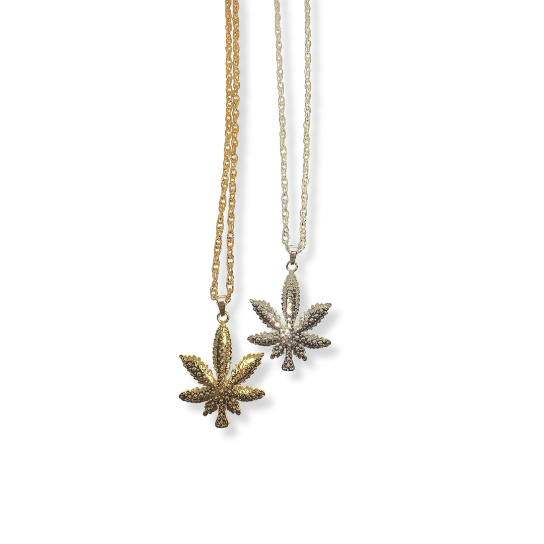 Necklace - Marijuana leaf