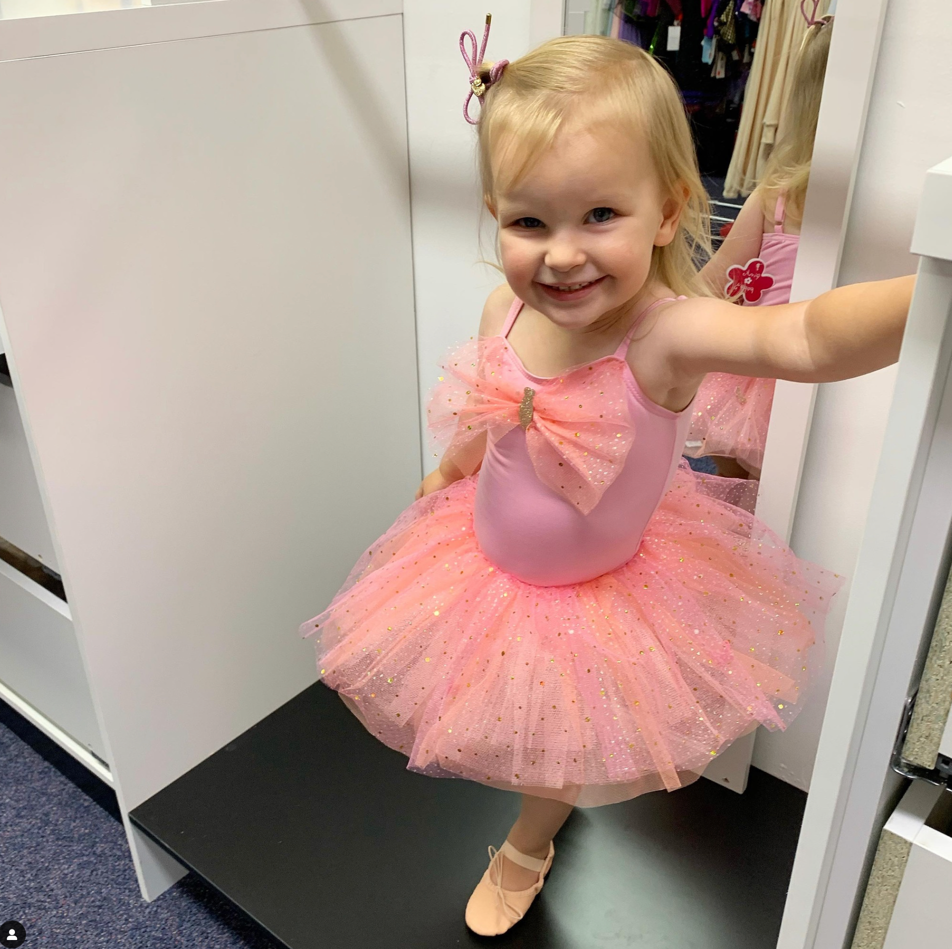 ballet shoe fitting dancewear