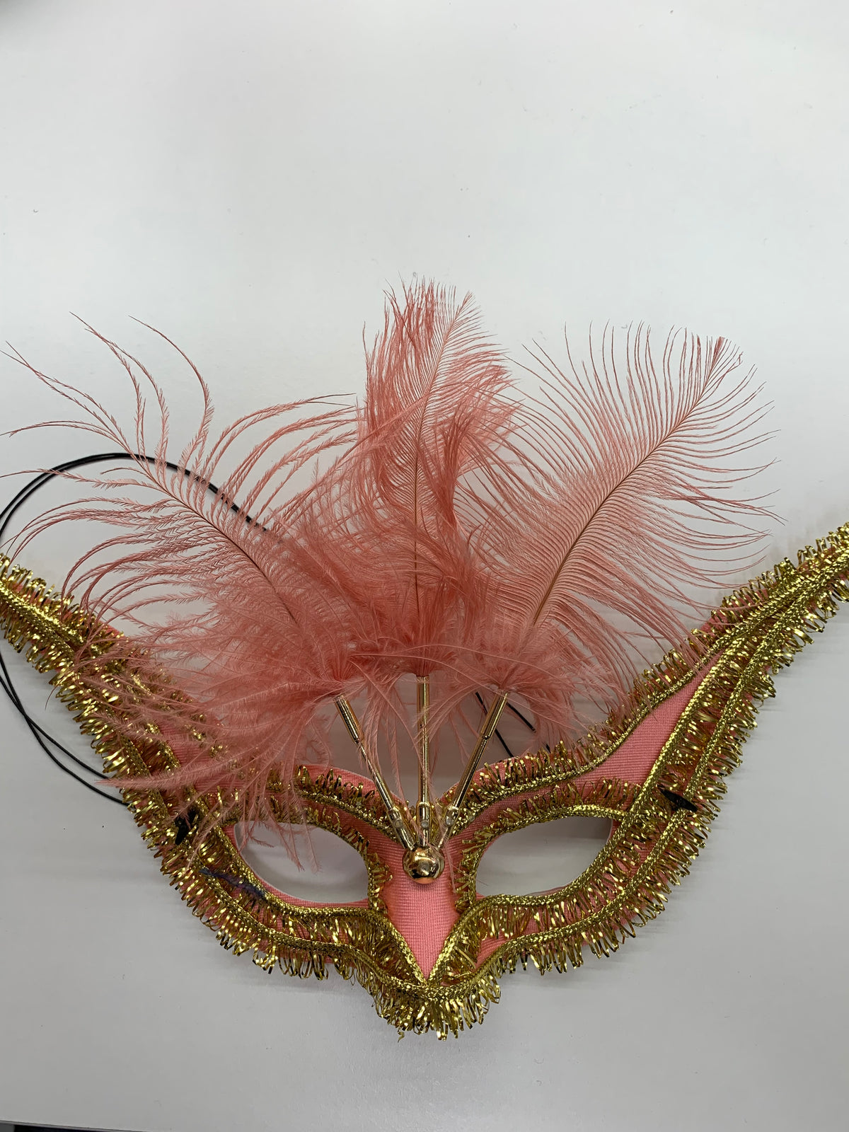 masquerade-mask-pink-gold Party costume