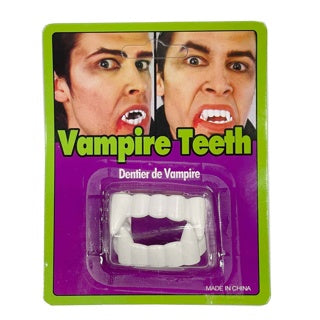 vampire teeth halloweeen horror 