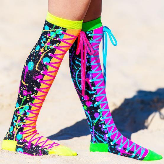 Make a SPLASH! in these bright, fun and artistic MADMIA Colour Run Socks. With real neon shoelaces and a super cool paint splatter design, MADMIA Colour Run Socks will brighten your day!
