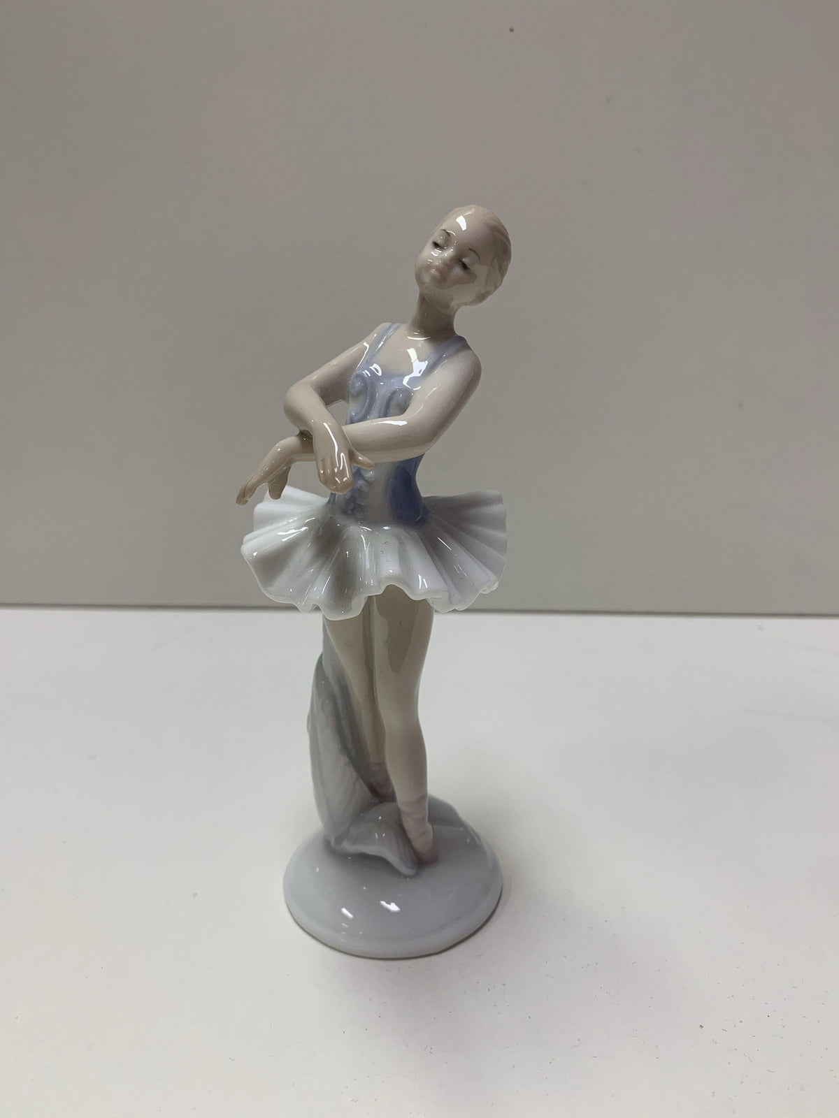 Figurines - Odette  Dancewear Australia