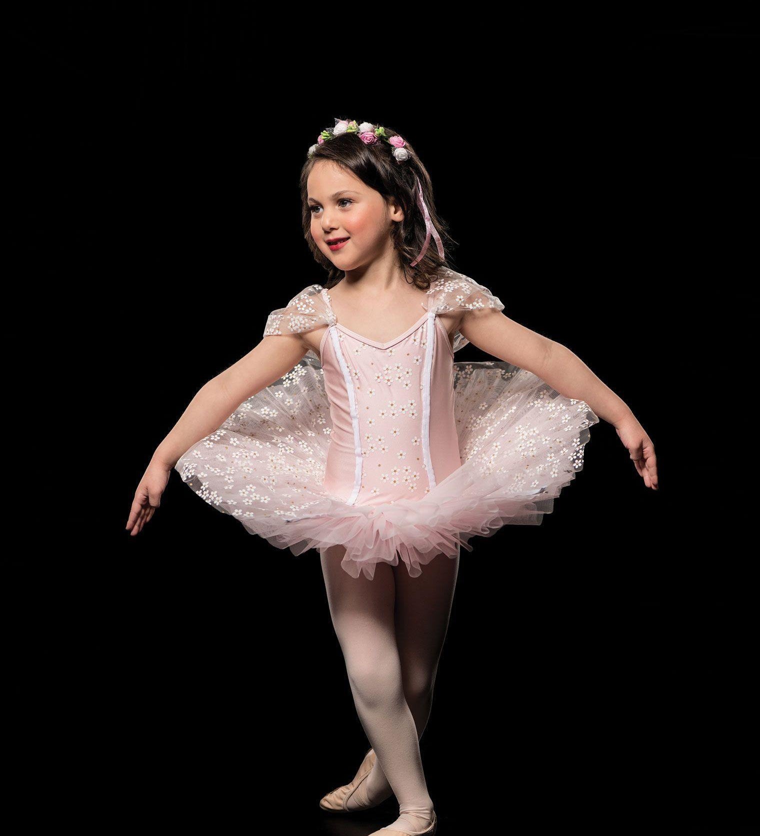 pink child tutu performance